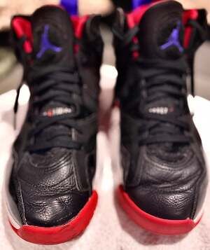 Nike Jordan Jumpman Two Trey Raptors Bred Black Dark Concord DO1925-001